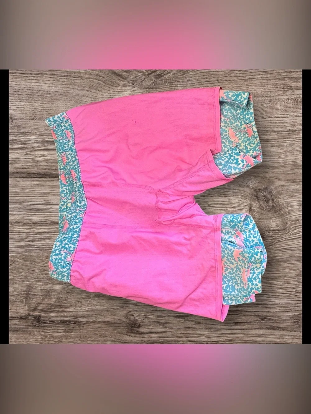Chubbies The Domingos Are For Flamingos 7” Classic Swim Trunk Size Medium